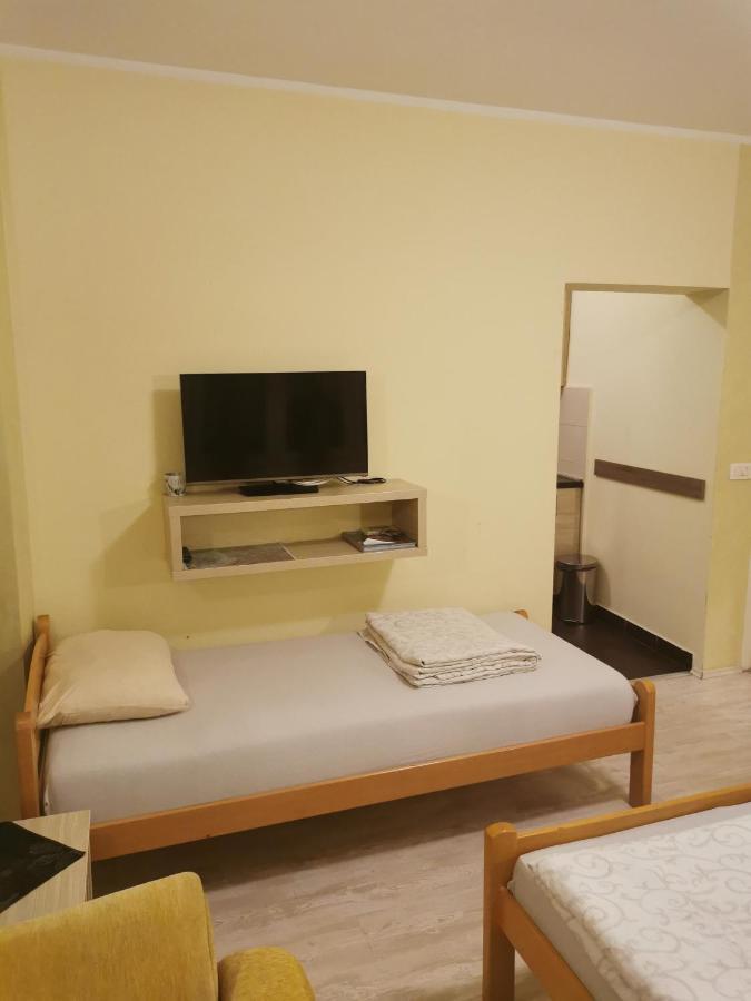 Agape Downtown Apartment Белград Екстериор снимка