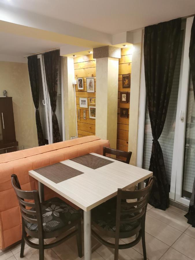 Agape Downtown Apartment Белград Екстериор снимка