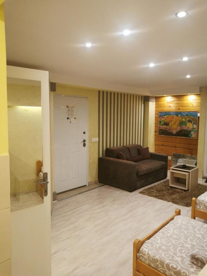 Agape Downtown Apartment Белград Екстериор снимка