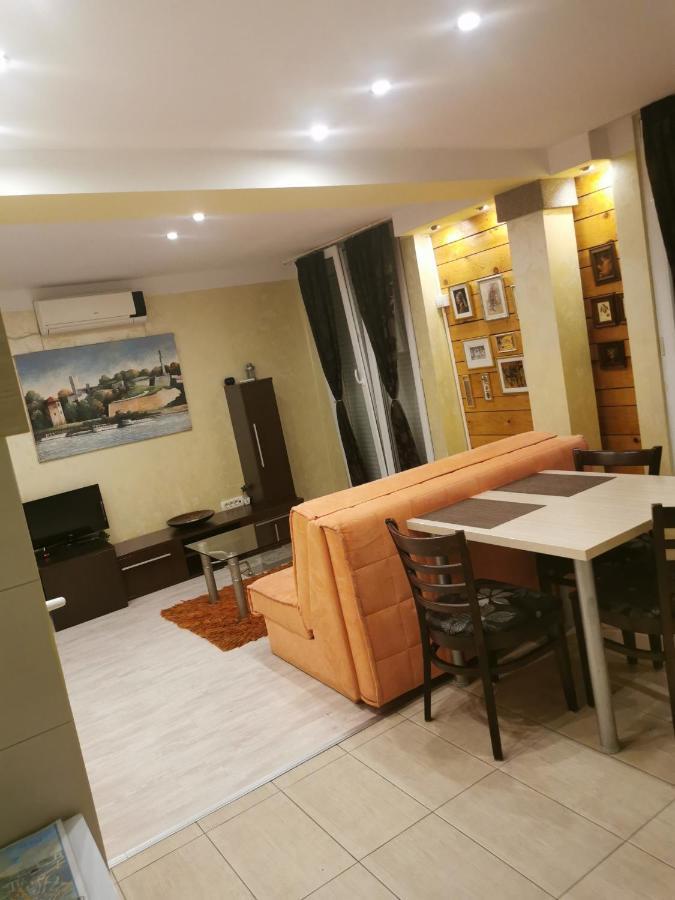 Agape Downtown Apartment Белград Екстериор снимка