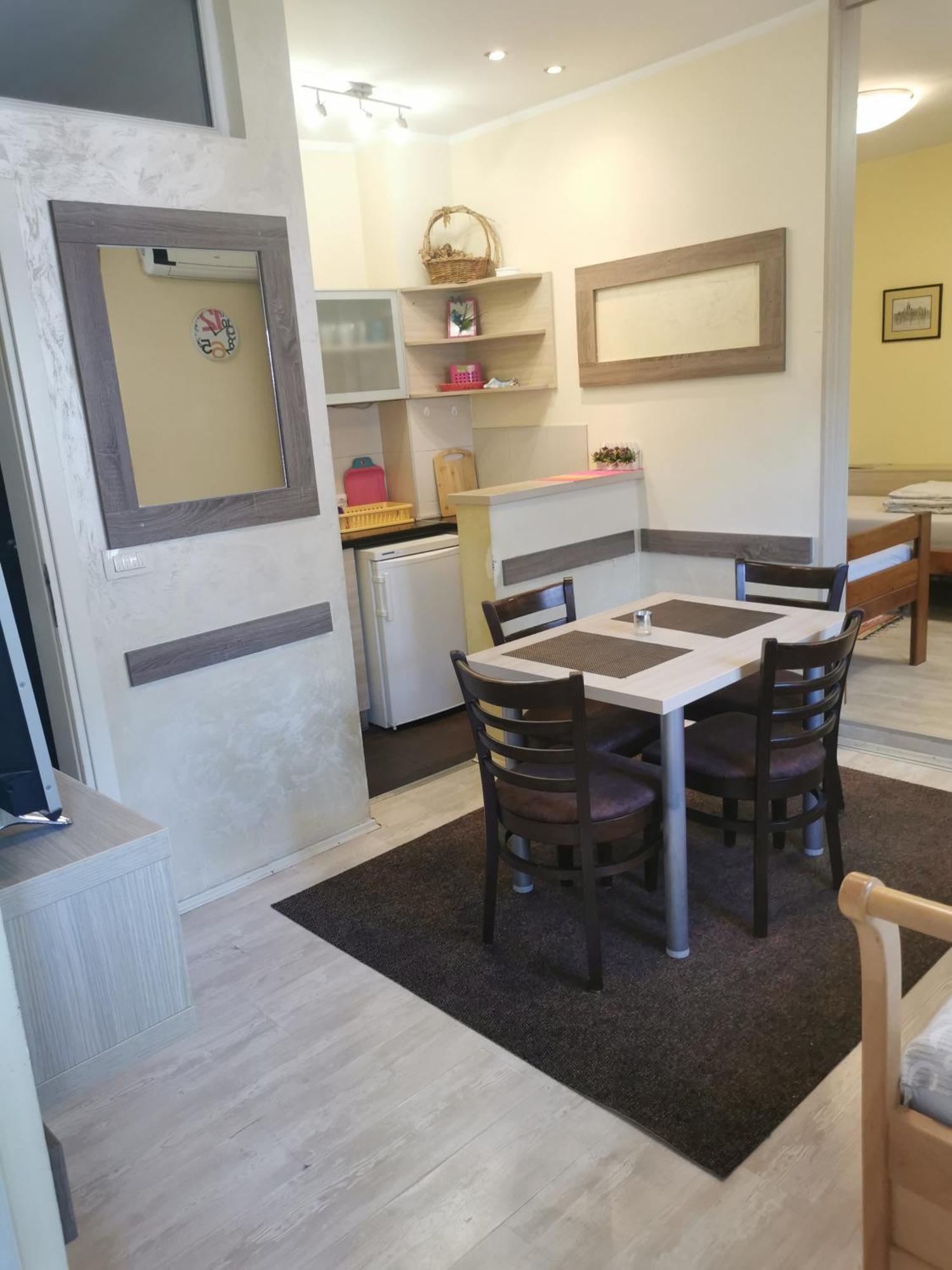 Agape Downtown Apartment Белград Екстериор снимка